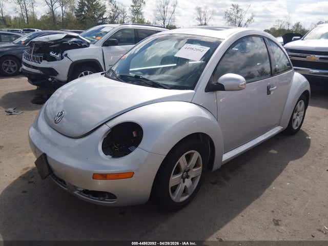 Продаж на аукціоні авто 2007 Volkswagen New Beetle 2.5, vin: 3VWRW31C37M515028, номер лоту: 44982092