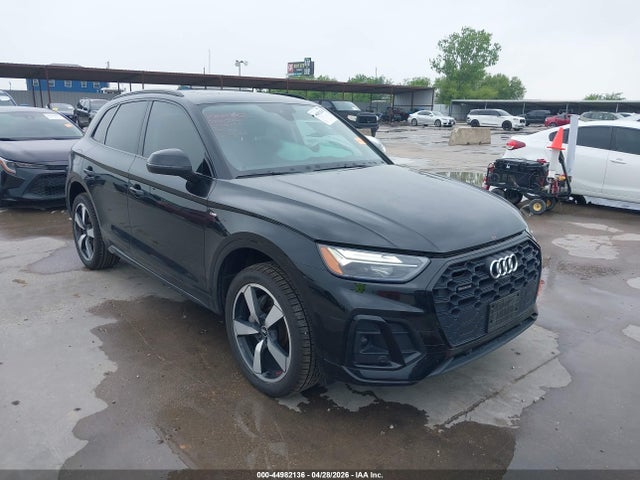 44982136 :رقم المزاد ، WA1EAAFY4N2010297 vin ، 2022 Audi Q5 Premium Plus 45 Tfsi S Line Quattro S Tronic مزاد بيع