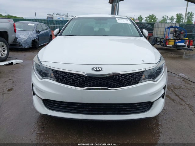 2016 Kia Optima Lx Turbo მანქანა იყიდება აუქციონზე, vin: 5XXGT4L18GG031796, აუქციონის ნომერი: 44982159
