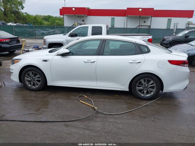 2016 Kia Optima Lx Turbo მანქანა იყიდება აუქციონზე, vin: 5XXGT4L18GG031796, აუქციონის ნომერი: 44982159