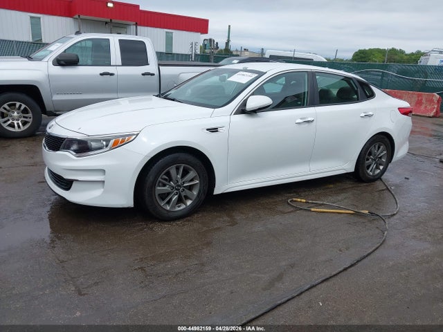 2016 Kia Optima Lx Turbo მანქანა იყიდება აუქციონზე, vin: 5XXGT4L18GG031796, აუქციონის ნომერი: 44982159