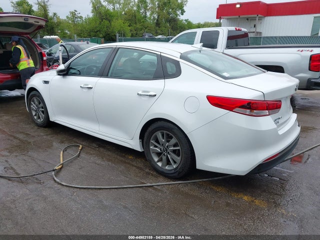 2016 Kia Optima Lx Turbo მანქანა იყიდება აუქციონზე, vin: 5XXGT4L18GG031796, აუქციონის ნომერი: 44982159