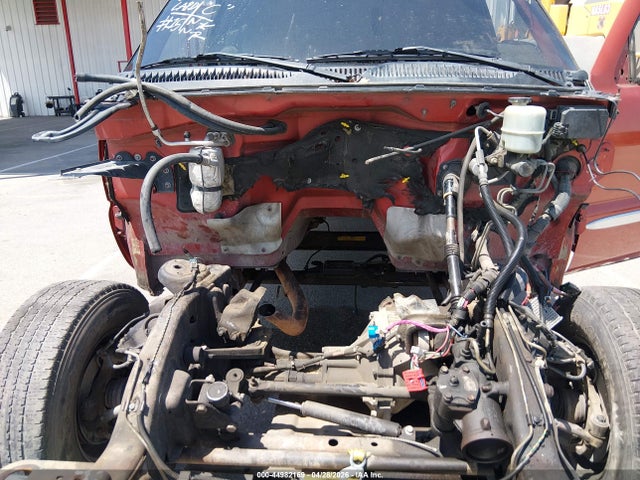 44982169 :رقم المزاد ، 1GTGK13U51F195041 vin ، 2001 Gmc Sierra 1500hd Sle مزاد بيع