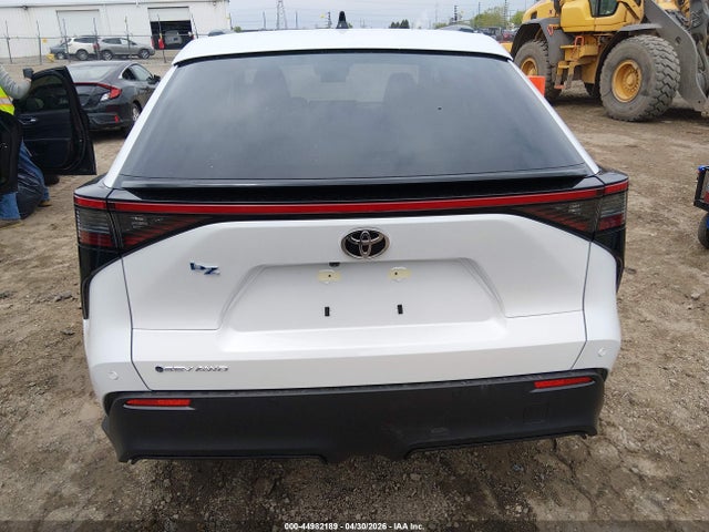 Toyota Bz Xle 2026 JTMBDAFB8TA007384 Image 17