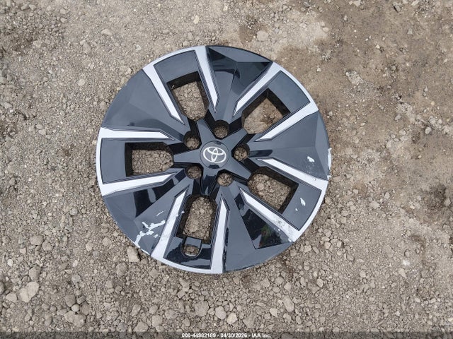 Toyota Bz Xle 2026 JTMBDAFB8TA007384 Image 12