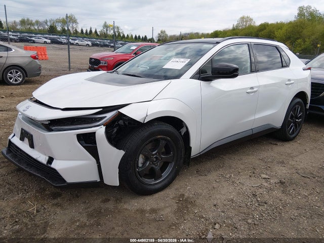 Toyota Bz Xle 2026 JTMBDAFB8TA007384 Image 2