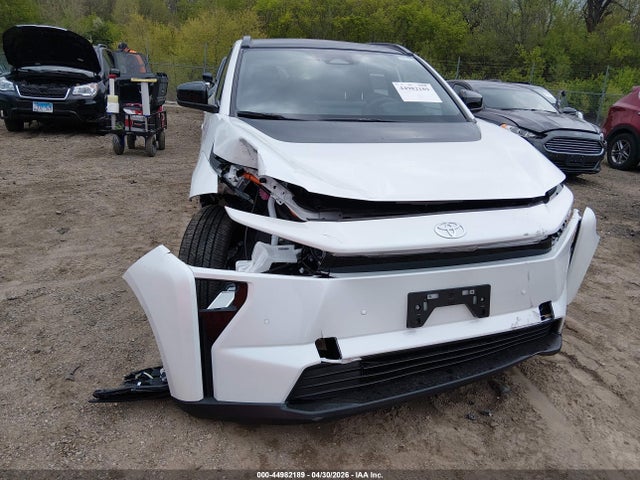 Toyota Bz Xle 2026 JTMBDAFB8TA007384 Image 6