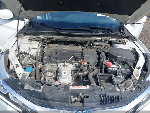 44982202 :رقم المزاد ، 1HGCR2F11HA093116 vin ، 2017 Honda Accord Sport Se مزاد بيع