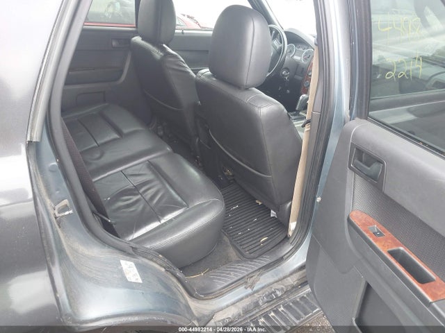 44982214 :رقم المزاد ، 1FMCU0D7XBKA04570 vin ، 2011 Ford Escape Xlt مزاد بيع