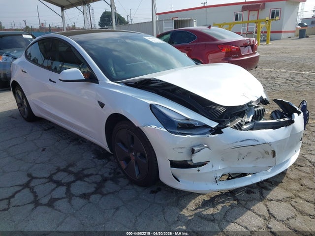 Tesla Model 3 Rear-wheel Drive 2022 5YJ3E1EA8NF332461 Image 1