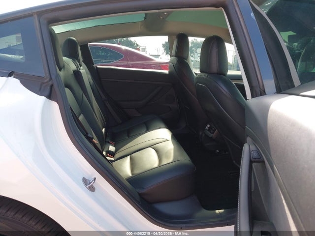 Tesla Model 3 Rear-wheel Drive 2022 5YJ3E1EA8NF332461 Image 8
