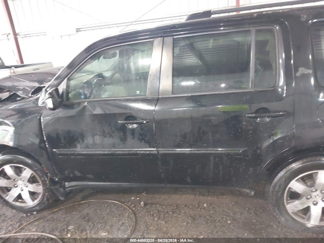 44982220 :رقم المزاد ، 5FNYF3H95CB040120 vin ، 2012 Honda Pilot Touring مزاد بيع