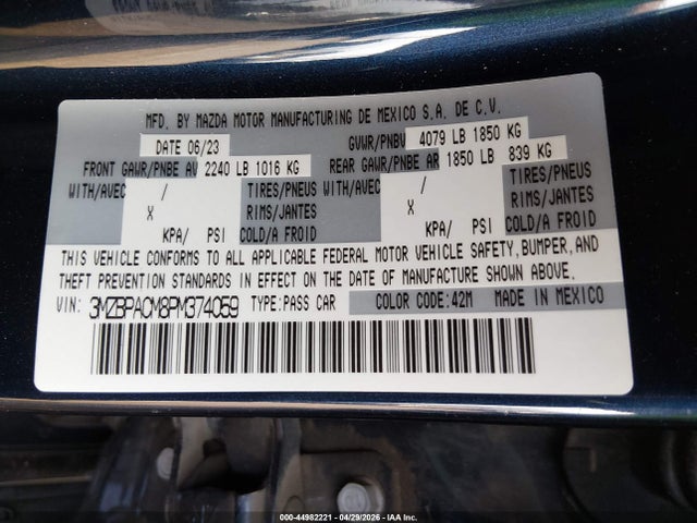44982221 :رقم المزاد ، 3MZBPACM8PM374059 vin ، 2023 Mazda Mazda3 2.5 S Preferred مزاد بيع
