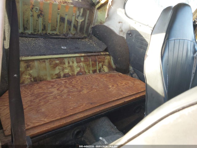 44982225 :رقم المزاد ، 1132068922 vin ، 1973 Volkswagen Beetle مزاد بيع