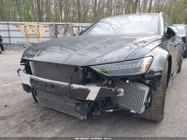 44982253 :رقم المزاد ، WUA1CBF23NN903756 vin ، 2022 Audi Rs 6 Avant Tfsi Quattro Tiptronic مزاد بيع