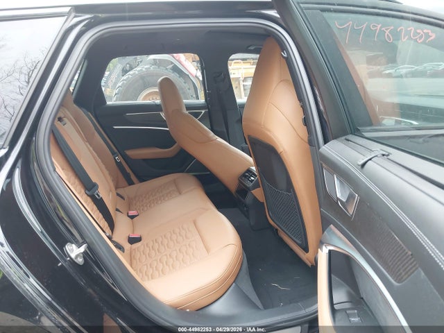 44982253 :رقم المزاد ، WUA1CBF23NN903756 vin ، 2022 Audi Rs 6 Avant Tfsi Quattro Tiptronic مزاد بيع