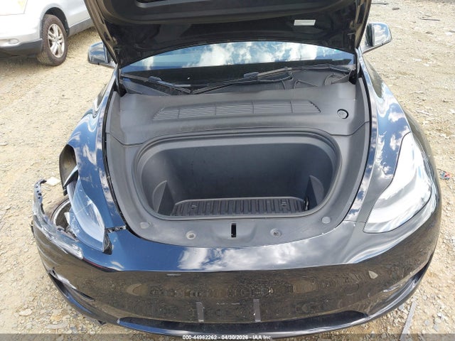 2023 Tesla Model Y Awd/long Range Dual Motor All-wheel Drive მანქანა იყიდება აუქციონზე, vin: 7SAYGAEE6PF836158, აუქციონის ნომერი: 44982262