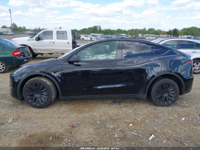 2023 Tesla Model Y Awd/long Range Dual Motor All-wheel Drive მანქანა იყიდება აუქციონზე, vin: 7SAYGAEE6PF836158, აუქციონის ნომერი: 44982262