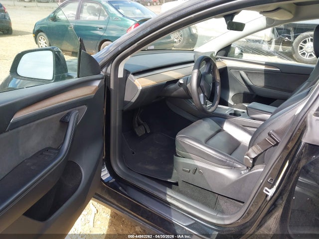 2023 Tesla Model Y Awd/long Range Dual Motor All-wheel Drive მანქანა იყიდება აუქციონზე, vin: 7SAYGAEE6PF836158, აუქციონის ნომერი: 44982262