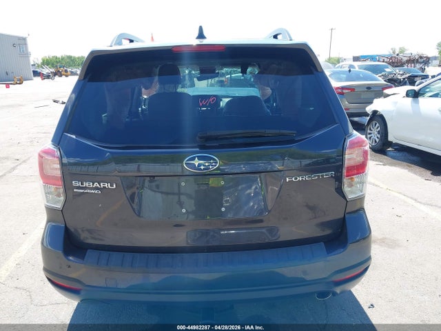 Subaru Forester 2.5i Limited 2018 JF2SJAJC0JH561212 Image 17