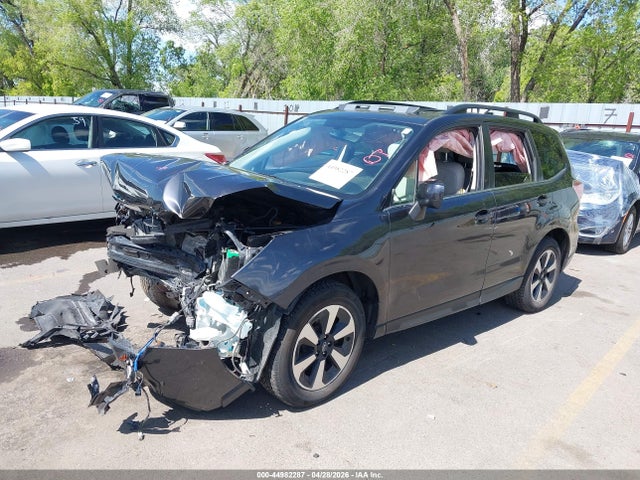 Subaru Forester 2.5i Limited 2018 JF2SJAJC0JH561212 Image 2