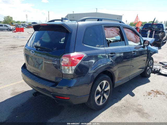 Subaru Forester 2.5i Limited 2018 JF2SJAJC0JH561212 Image 4