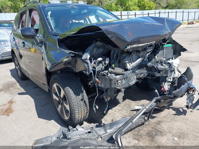 Subaru Forester 2.5i Limited 2018 JF2SJAJC0JH561212 Image 6
