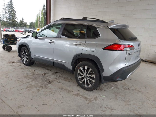 Toyota Corolla Cross Xle 2024 7MUDAABG8RV117534 Image 3
