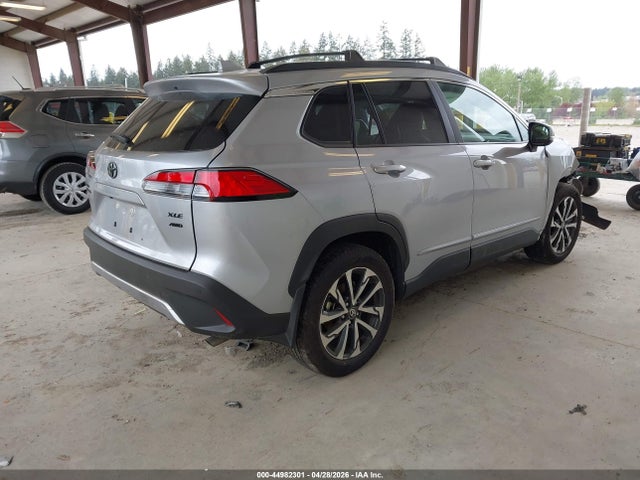 Toyota Corolla Cross Xle 2024 7MUDAABG8RV117534 Image 4