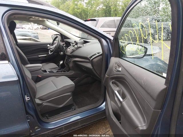 44982303 :رقم المزاد ، 1FMCU0GD2JUC30963 vin ، 2018 Ford Escape Se مزاد بيع