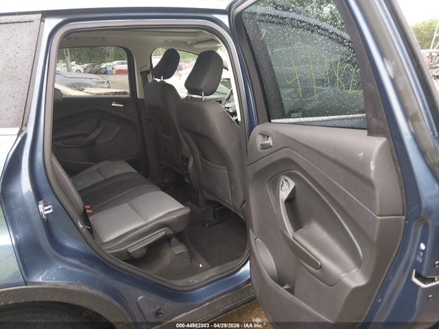 44982303 :رقم المزاد ، 1FMCU0GD2JUC30963 vin ، 2018 Ford Escape Se مزاد بيع