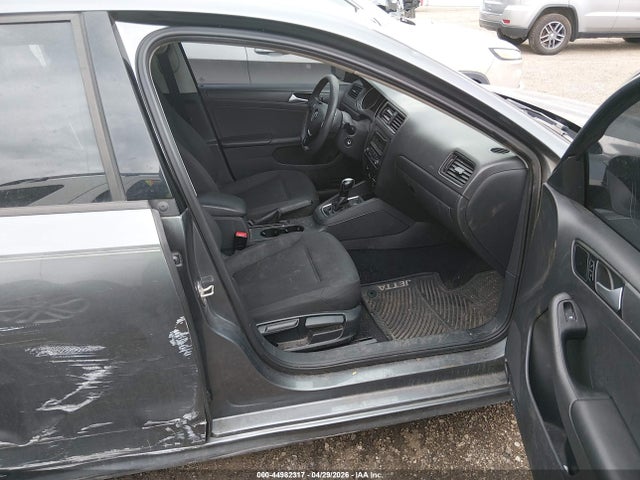 Продаж на аукціоні авто 2015 Volkswagen Jetta 2.0l S, vin: 3VW2K7AJ8FM228544, номер лоту: 44982317