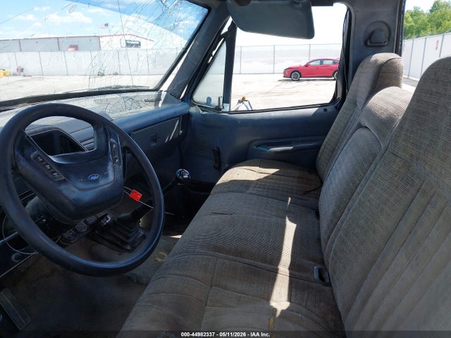 44982337 :رقم المزاد ، 2FDLF47G2KCA86375 vin ، 1989 Ford F Super Duty مزاد بيع