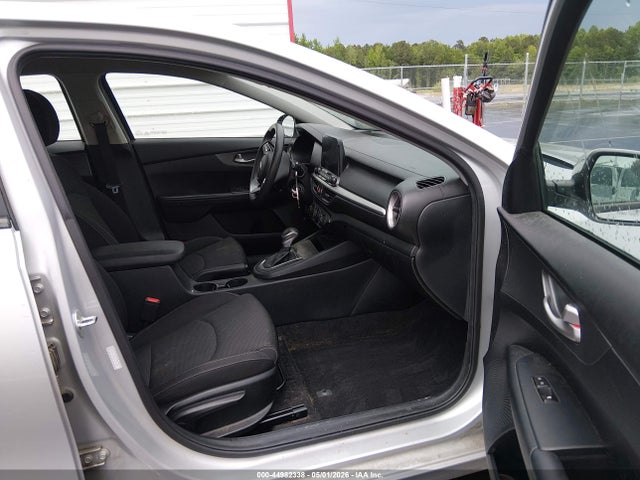 44982338 :رقم المزاد ، 3KPF24AD6LE147948 vin ، 2020 Kia Forte Lxs مزاد بيع