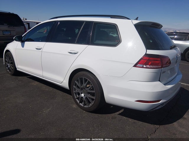 3VW117AU0JM759755 Volkswagen Golf Sportwagen Tsi S