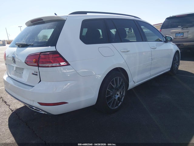 3VW117AU0JM759755 Volkswagen Golf Sportwagen Tsi S