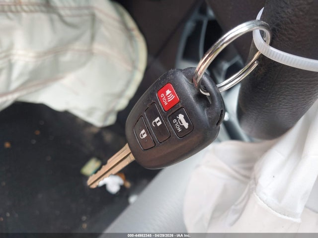Aukcja sprzedaży 2016 Toyota Corolla Le, vin: 2T1BURHE5GC612843, numer aukcji: 44982345