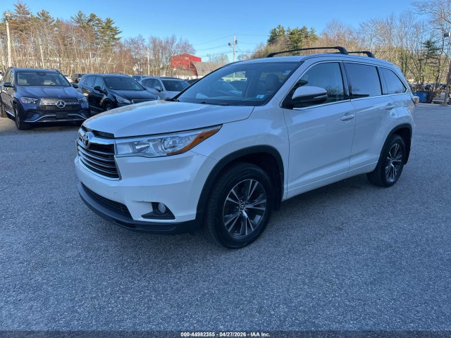 2016 Toyota Highlander Xle V6 მანქანა იყიდება აუქციონზე, vin: 5TDJKRFH9GS322708, აუქციონის ნომერი: 44982355
