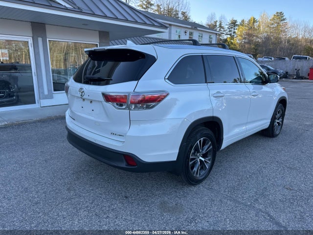 2016 Toyota Highlander Xle V6 მანქანა იყიდება აუქციონზე, vin: 5TDJKRFH9GS322708, აუქციონის ნომერი: 44982355