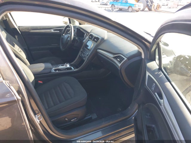 3FA6P0LU1KR120662 Ford Fusion Hybrid Se