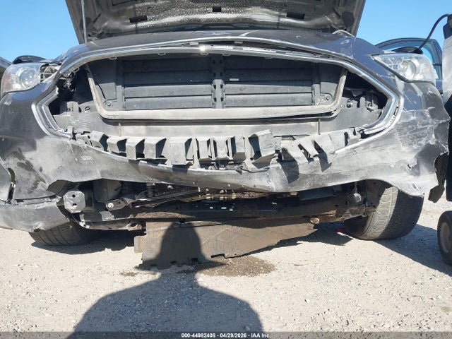 3FA6P0LU1KR120662 Ford Fusion Hybrid Se