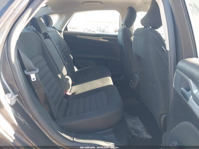 3FA6P0LU1KR120662 Ford Fusion Hybrid Se