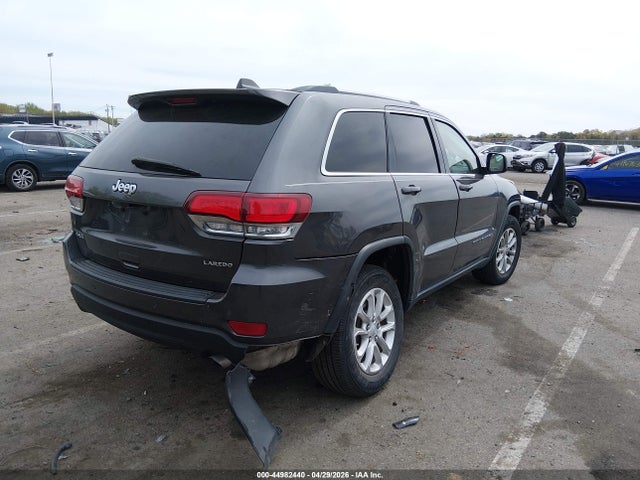 1C4RJFAG6MC653438 Jeep Grand Cherokee Laredo E 4x4