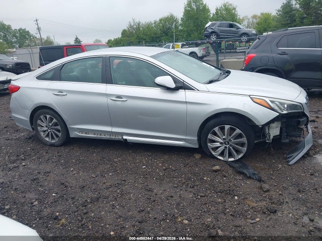 Продаж на аукціоні авто 2015 Hyundai Sonata Sport, vin: 5NPE34AF7FH078519, номер лоту: 44982447