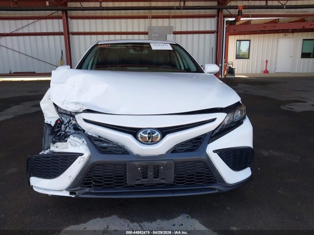 44982475 :رقم المزاد ، 4T1S11BK0RU115614 vin ، 2024 Toyota Camry Se مزاد بيع