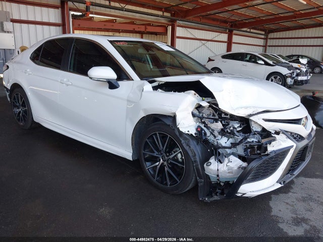 44982475 :رقم المزاد ، 4T1S11BK0RU115614 vin ، 2024 Toyota Camry Se مزاد بيع