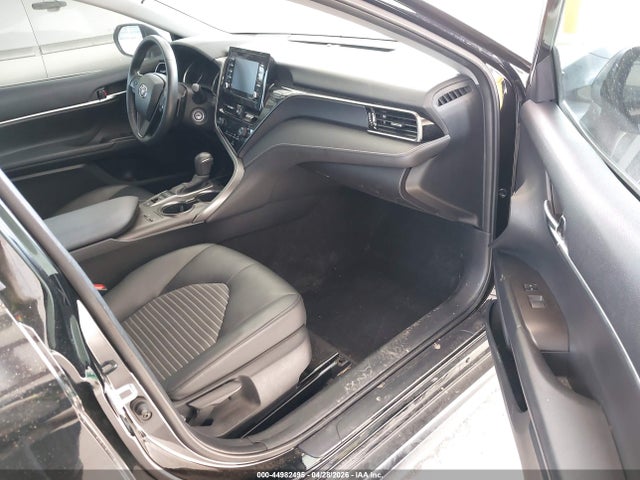 4T1G11BK8NU060880 Toyota Camry Se Awd