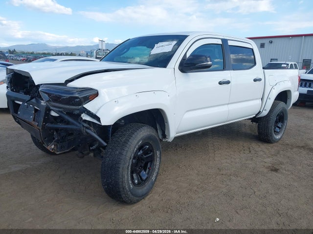 3TMCZ5AN9JM168793 Toyota Tacoma Trd Off Road