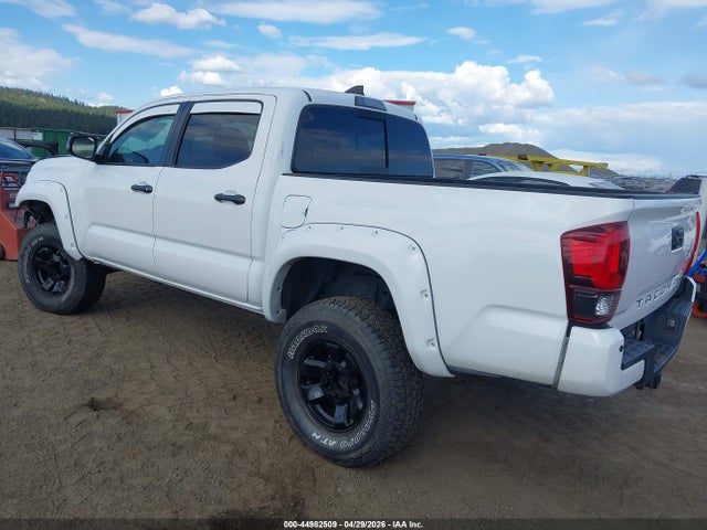 3TMCZ5AN9JM168793 Toyota Tacoma Trd Off Road