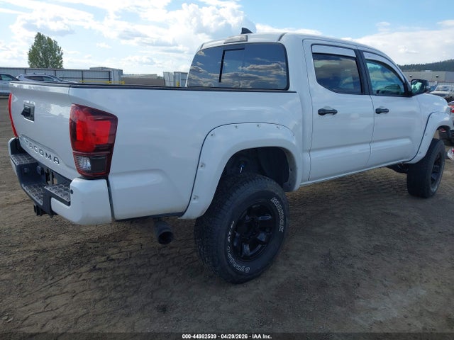 3TMCZ5AN9JM168793 Toyota Tacoma Trd Off Road